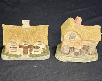 2 David Winter Cottages Dower House & Village Shop