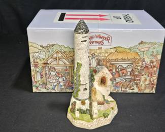 1991 David Winter Cottages Irish Round Tower