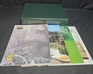 1992 David Winter Cottage Country Magazines