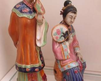 Chinese Noble Couple Porcelain Figurines
