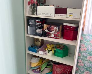 Kitchen Appliances, Eye Glasses, Sun Glasses, Glass Cases, and Visors