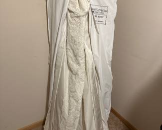 Mary Elizabeth wedding gown