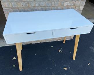 Small desk