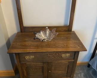 Antique wash stand
