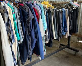 Mens clothing sizes 2XL & 3XL tops - 40 waist pants