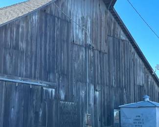 barn