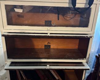 Globe wernicke stackable bookcase 