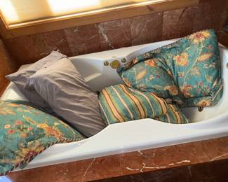 King (I believe) bed set with pillows