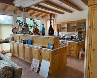Misc home decor, kitchen items
