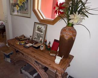Side table, pot with flowers