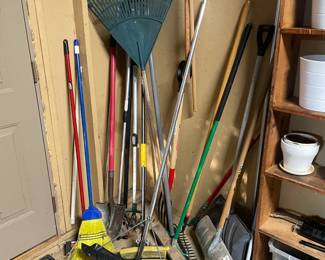 Outdoor Yard Tools