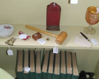 Tons of beautiful small vintage items