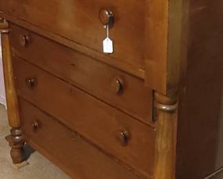 Empire chest