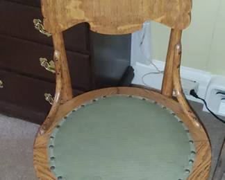 Antique Rustic/Primitive Country Oak Bentwood Side Chair - Colonial Press Back