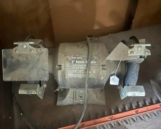 Bench grinder