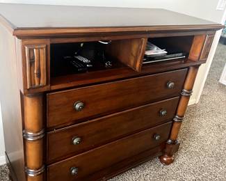 Great Dresser