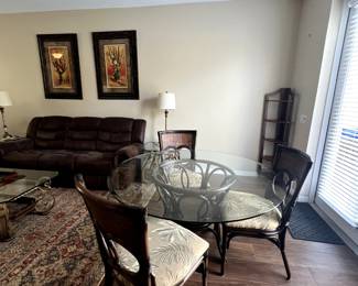 Kitchen table
