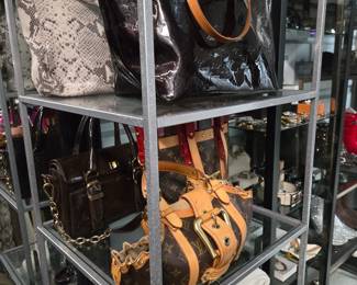 Ferragamo Louis vuitton Michael kors