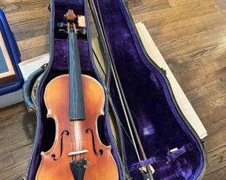 Violin (1 of 2)