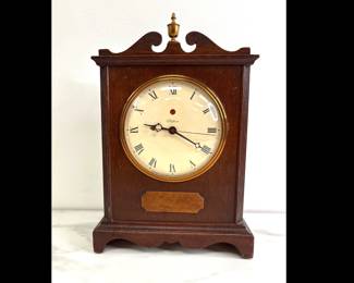 Lot 8038 Vintage Telechron Electric Mantel Clock