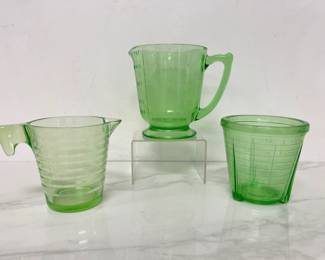 Lot 7942 Vintage Uranium Glass Measuring Cups