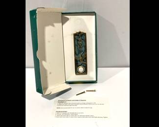 Lot 8114 Flora Fauna Solid Brass Hummingbird Doorbell