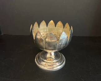 Lot 7924 Vintage Flower Floral Frog Bowl