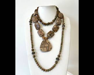 Lot 8110 Neutral Stone Necklaces