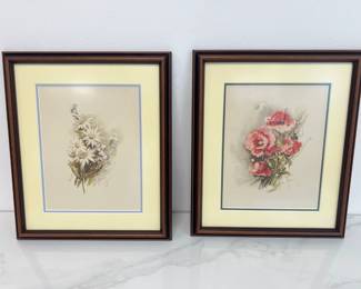 Lot 8030 2 Vintage Floral Art Prints
