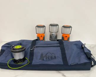 Lot 8029 REI Roadtripper 60L Duffel Bag 4 Battery Powered Lanterns GCI Outdoor Top Shelf Camping Table