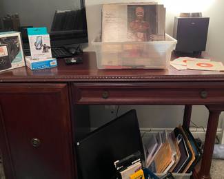 DESK