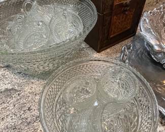 PUNCH BOWL & CUPS