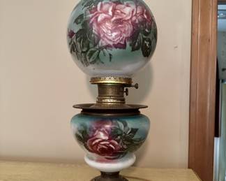 Gone with the Wind lamp- in working order
