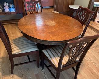 Pedestal table and 4 chippendale style chairs