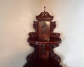 Very nice decorative shelf.