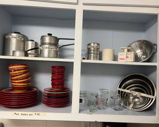 Dishes and vintage decor 