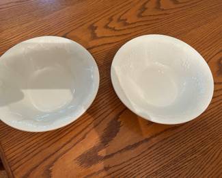 Serving bowls.