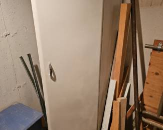 Lumber, Screen