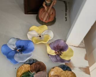 Vintage Pansy Plates