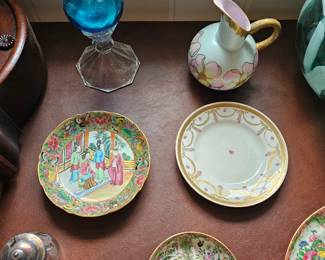 Porcelain Pitcher, Chines Export Porcelain Plates (Rose Mandarin)