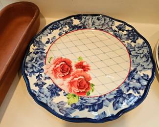Pioneer Woman Heritage Stoneware Plate