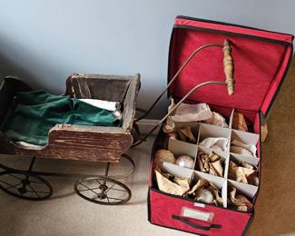 Vintage Wooden Wagon, Christmas Decorations