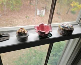 Trinket Box, Pink Scalloped Flower Dish