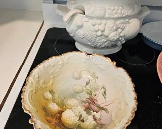 Rosenthal Selb-Bavaria Porcelain Bowl with White Flowers, Serving Bowl with Lid and Ladle