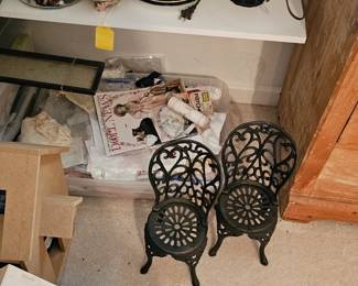 Doll House Chairs