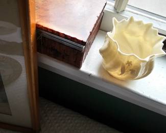 Belleek Neptune Shell Vase