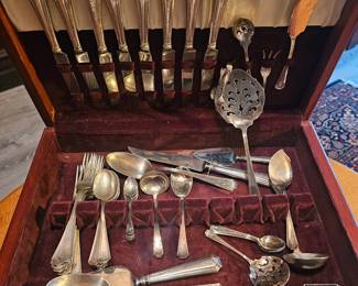Silverware Set with Case
