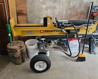 CountyLine Towable Hydraulic Log Splitter