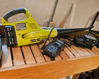 Leaf Blower Ryobi