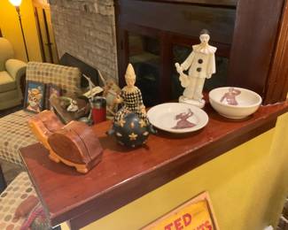 Unique small collectibles